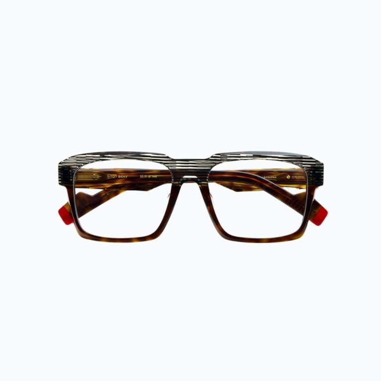 Men’s Eyewear Trends for 2025 That Pair with Athleisure Outfits